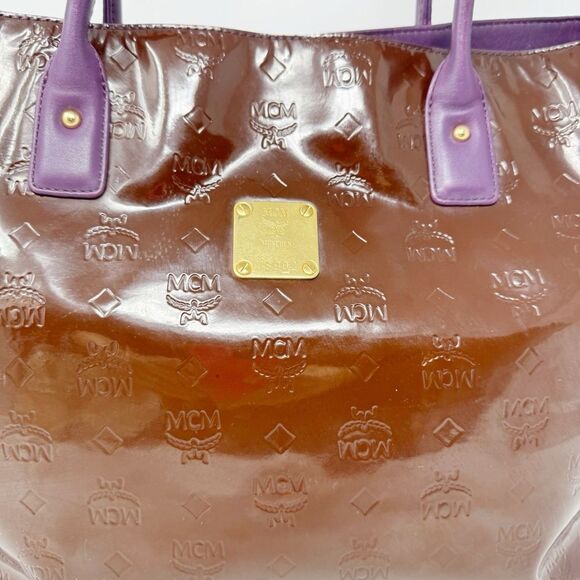 MCM | Visetos Patent Leather Tote Bag Burgundy Purple Purse Authentic - Picture 2 of 16